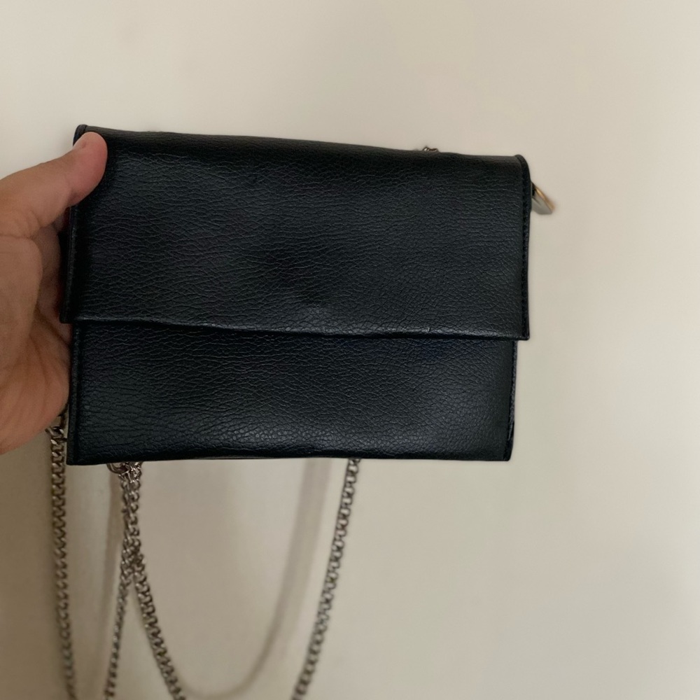 Haroons handbag